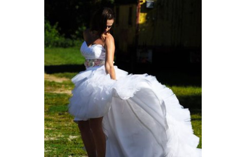 Lotti Wedding Dress&Dekor Lotti Wedding Dress&Dekor - esküvői szolgáltató