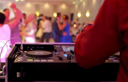 Cocktail Esküvői Dj - esküvői szolgáltató