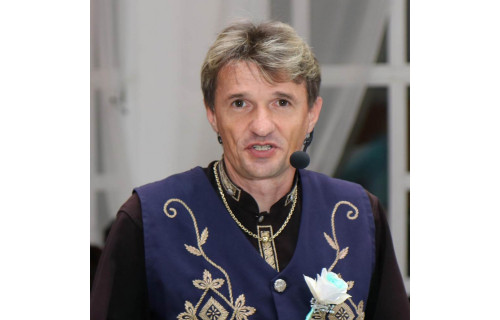 Gyömrő-Molnár Béla nagyvőfély Gyömrő-Molnár Béla nagyvőfély - esküvői szolgáltató