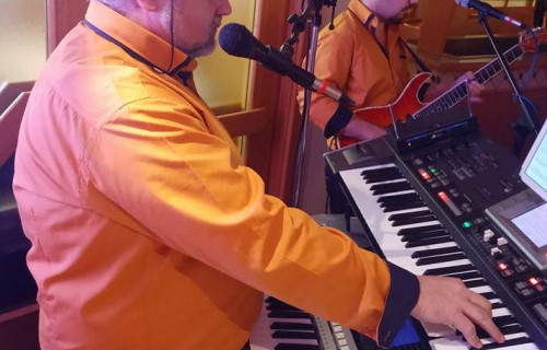 Ladányi Music Ladányi Music - esküvői szolgáltató
