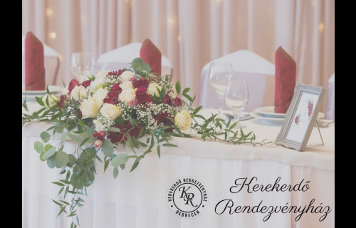 Kerekerdő Rendezvényház Kerekerdő Rendezvényház - esküvői szolgáltató