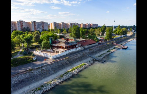 Rozmaring Kertvendéglő Rozmaring Kertvendéglő - esküvői szolgáltató