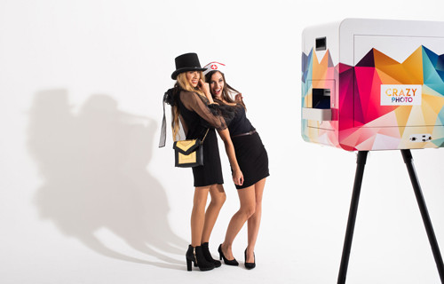 CrazyPhoto - Prémium fotóautomata, szelfigép CrazyPhoto - Prémium fotóautomata, szelfigép - esküvői szolgáltató