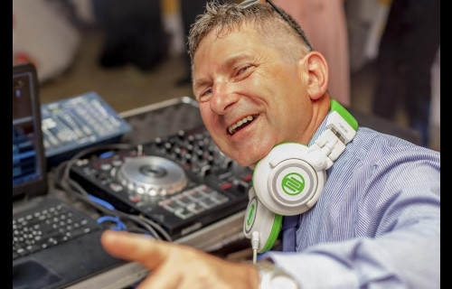 Horváth Ervin Esküvő Dj Horváth Ervin Esküvő Dj - esküvői szolgáltató