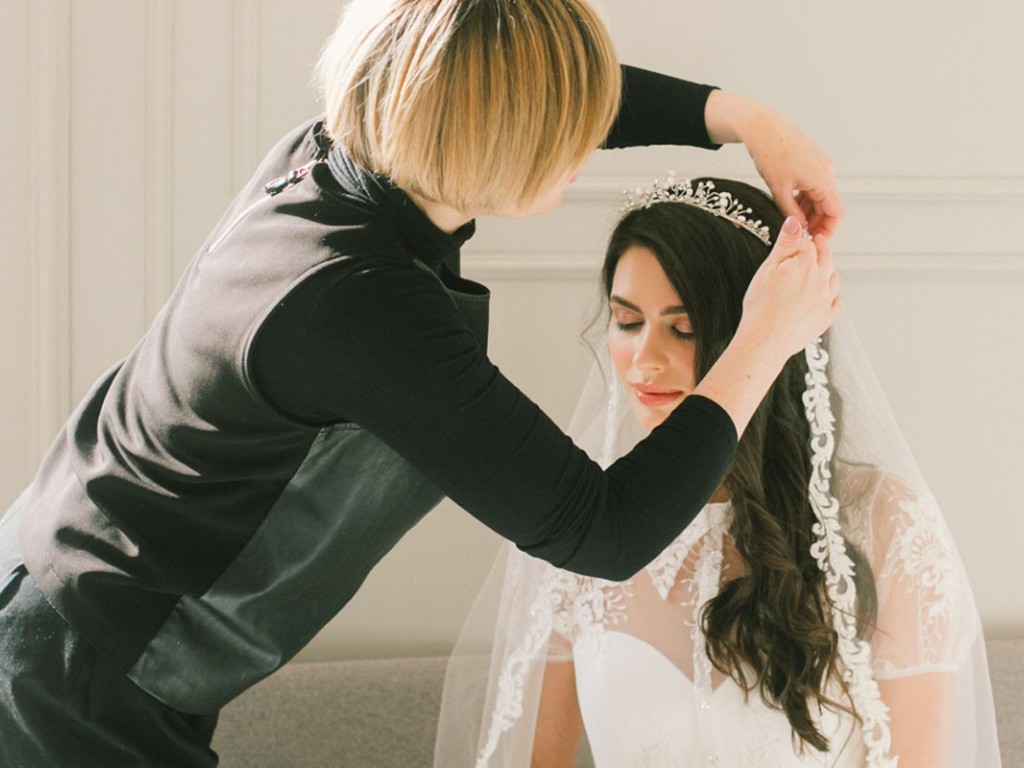 Menyasszonyi tiara ötletek sikkes és vagány lányoknak Menyasszonyi tiara ötletek sikkes és vagány lányoknak