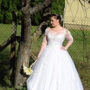 Lotti Wedding Dress&Dekor kép